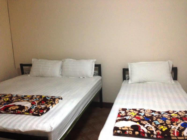 Orange Backpacker Hostel Wientian Zewnętrze zdjęcie